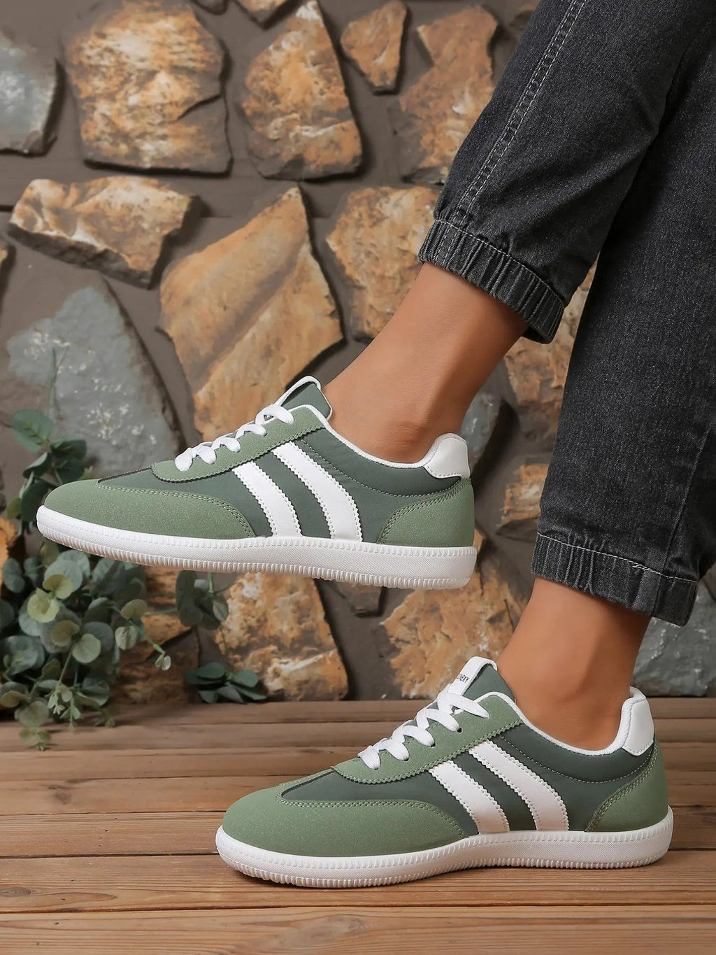 Men's Low-Cut PU Casual Shoes image 9