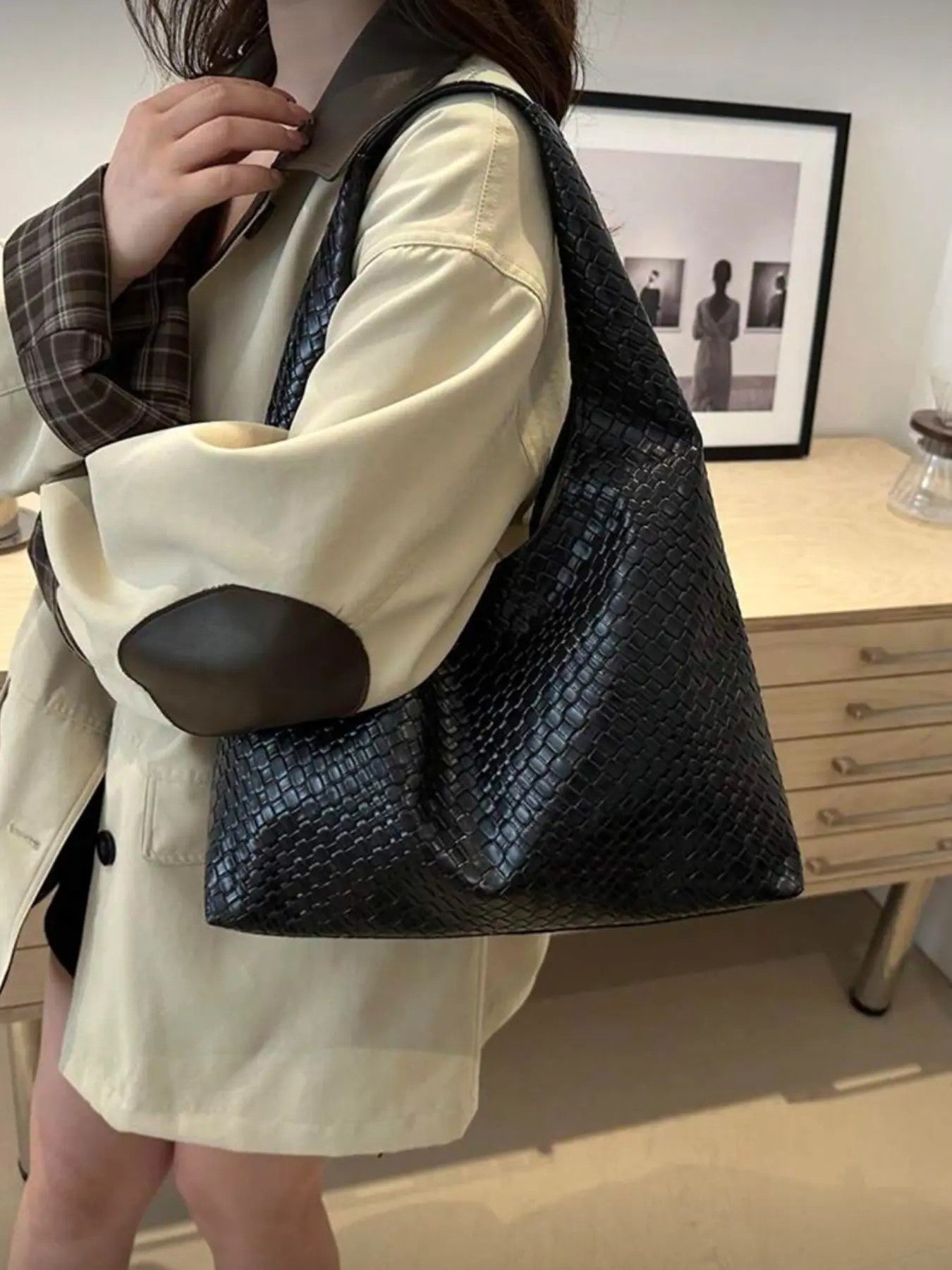 Women's PU Structured Handbag image 4